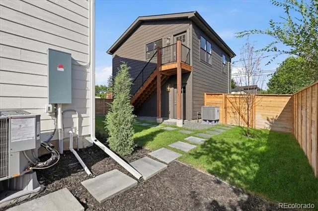 4352 S Bannock Street Englewood, CO 80110