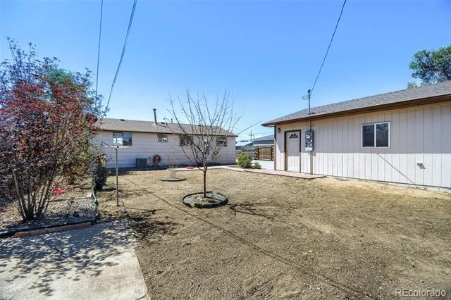 5661 E 77th Way Commerce City, CO 80022