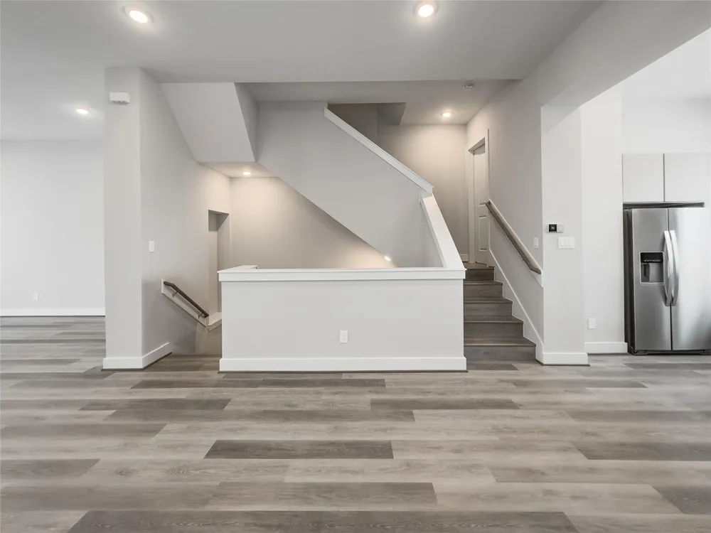 1250 Post Oak Road #C Houston, TX 77055