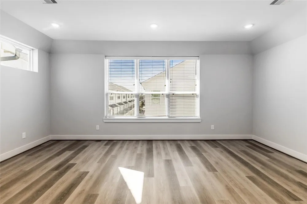 1250 Post Oak Road #C Houston, TX 77055