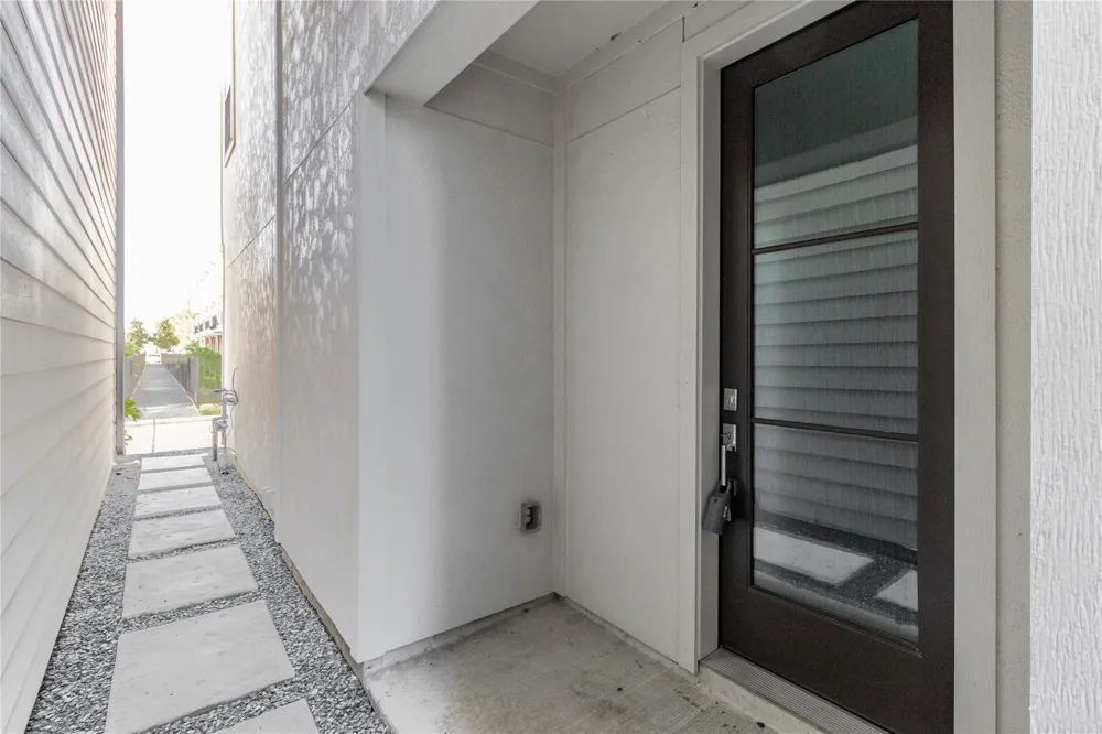 1250 Post Oak Road #C Houston, TX 77055