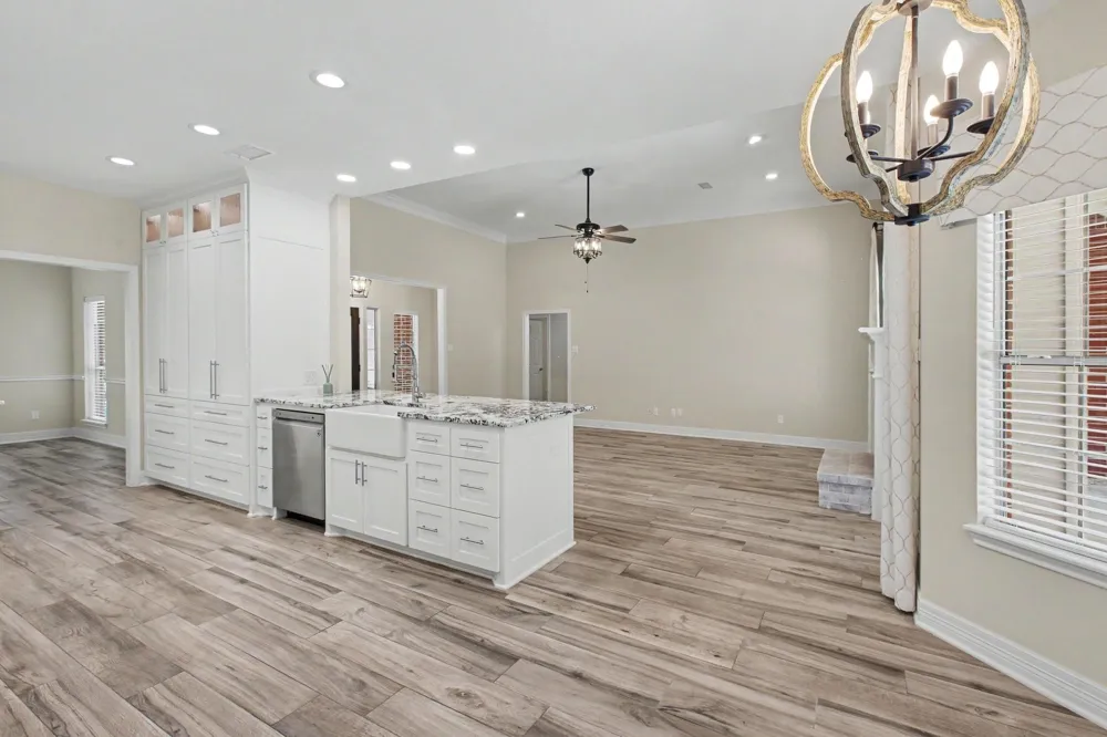 8911 Diamante Drive Magnolia, TX 77354