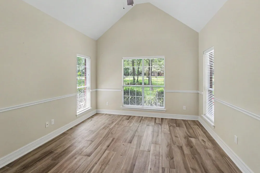 8911 Diamante Drive Magnolia, TX 77354