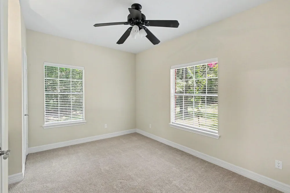 8911 Diamante Drive Magnolia, TX 77354