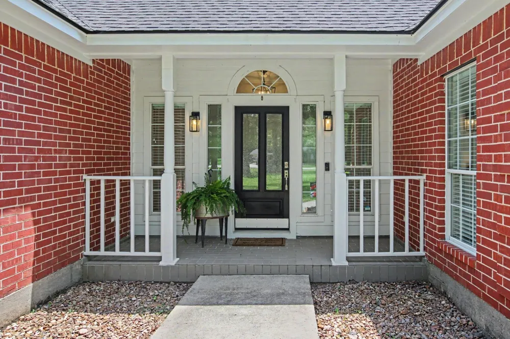 8911 Diamante Drive Magnolia, TX 77354