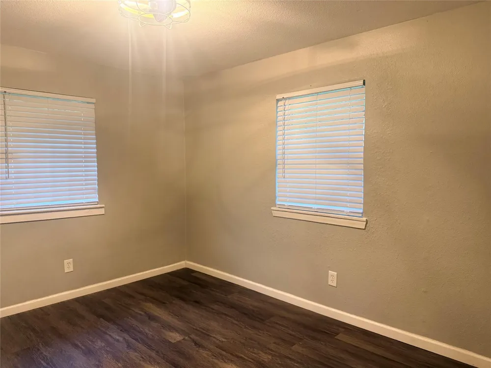 8922 Duane Street Houston, TX 77051