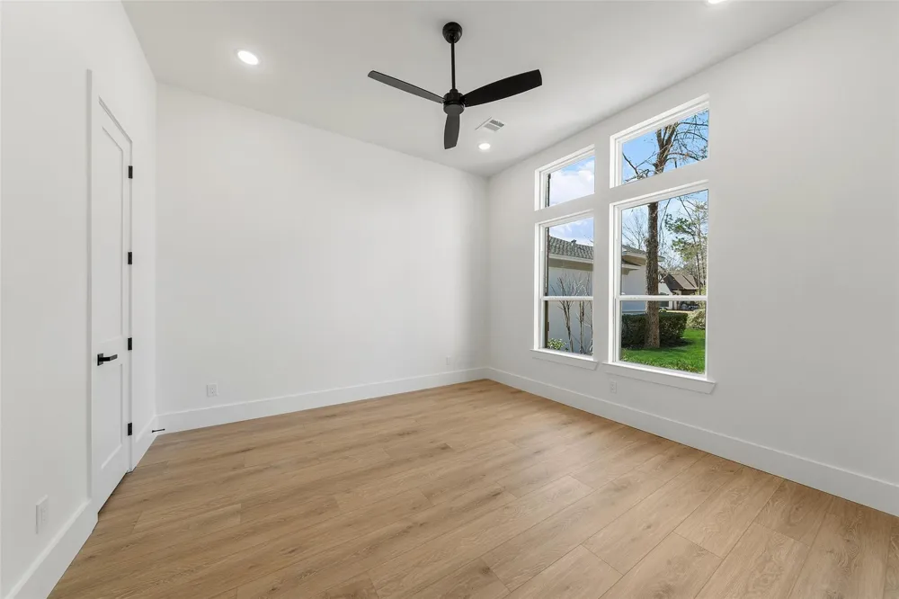 258 Pinerock Lane Montgomery, TX 77356