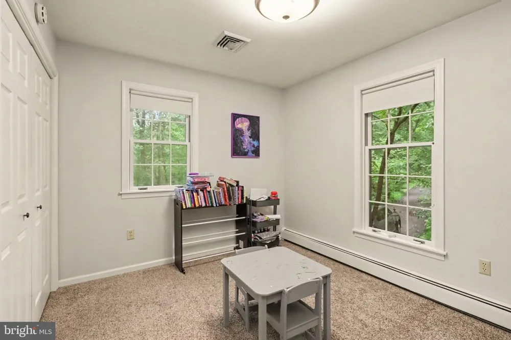 332 LAUREL DRIVE York, PA 17406