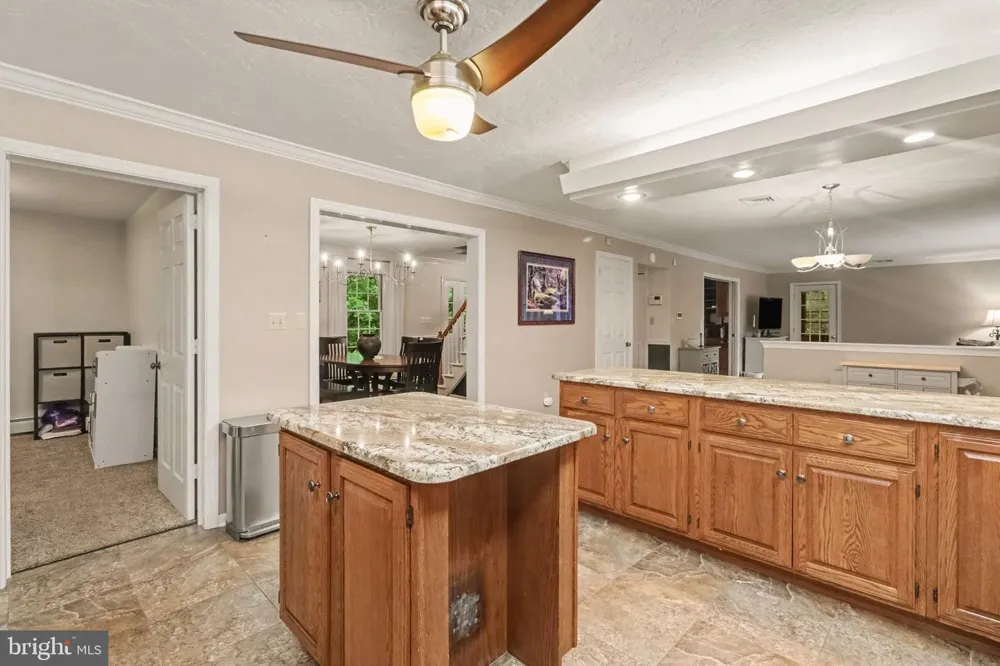 332 LAUREL DRIVE York, PA 17406