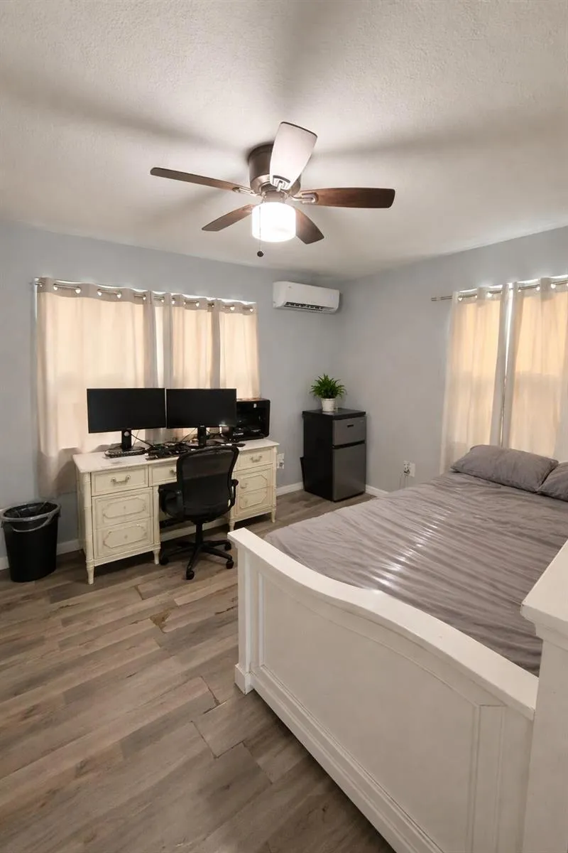 2686 Summit Boulevard West Palm Beach, FL 33406