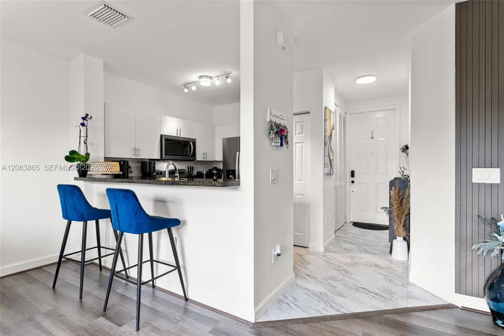 230 SE 29th Ave #21 Homestead, FL 33033