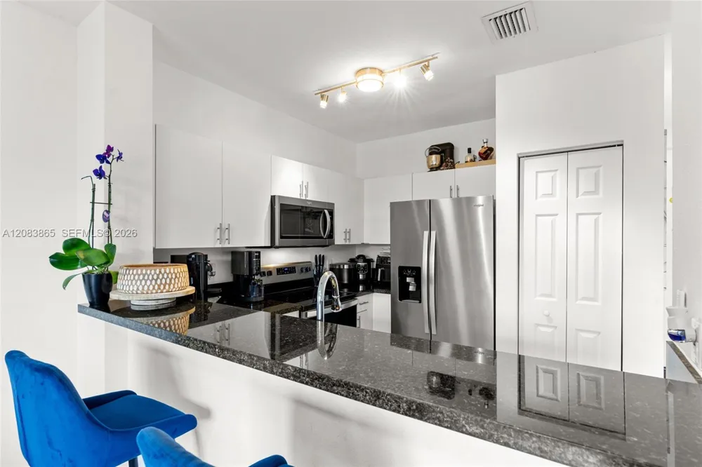 230 SE 29th Ave #21 Homestead, FL 33033