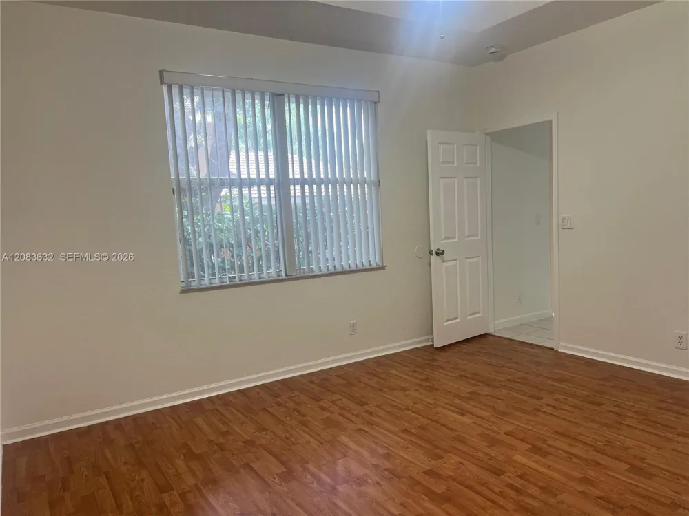 9040 NW 54th St #9040 Sunrise, FL 33351