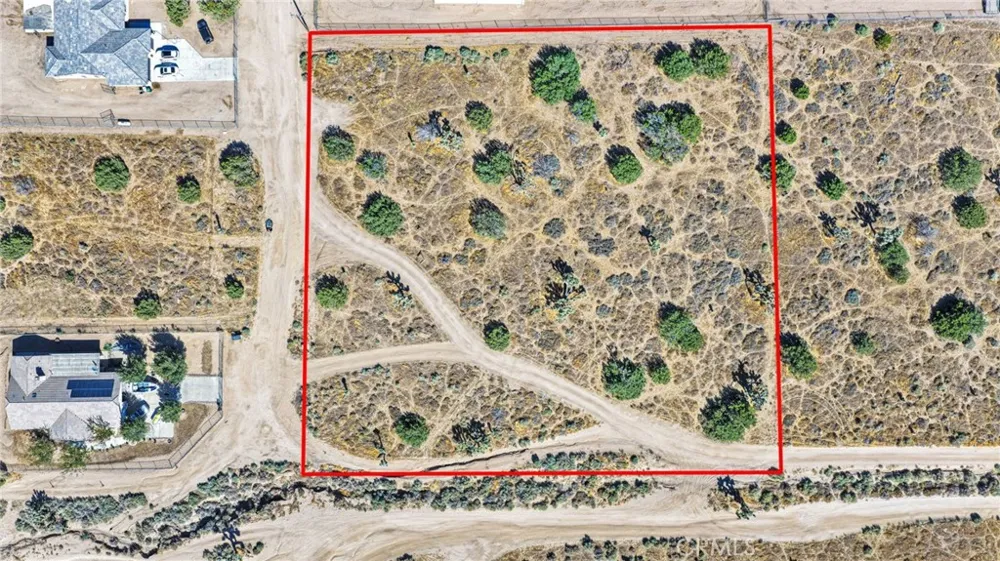 7879 Outpost Oak Hills, CA 92344
