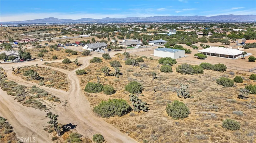 7879 Outpost Oak Hills, CA 92344
