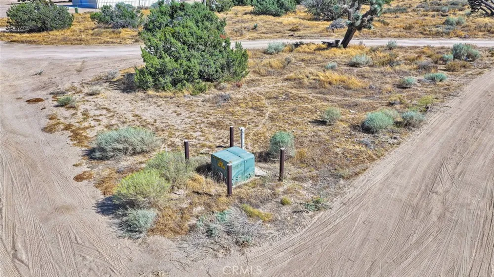 7879 Outpost Oak Hills, CA 92344