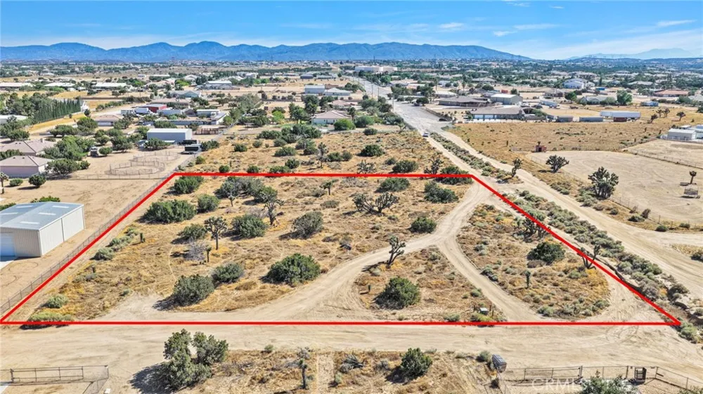 7879 Outpost Oak Hills, CA 92344