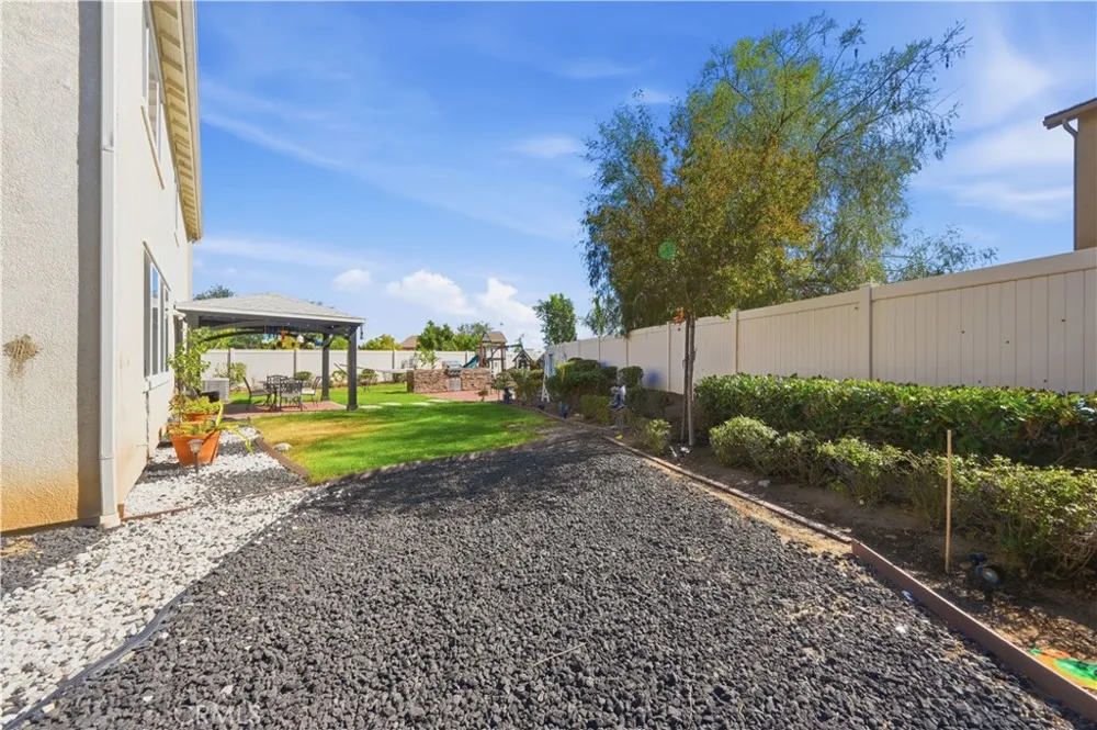 29081 Nectarine Menifee, CA 92584