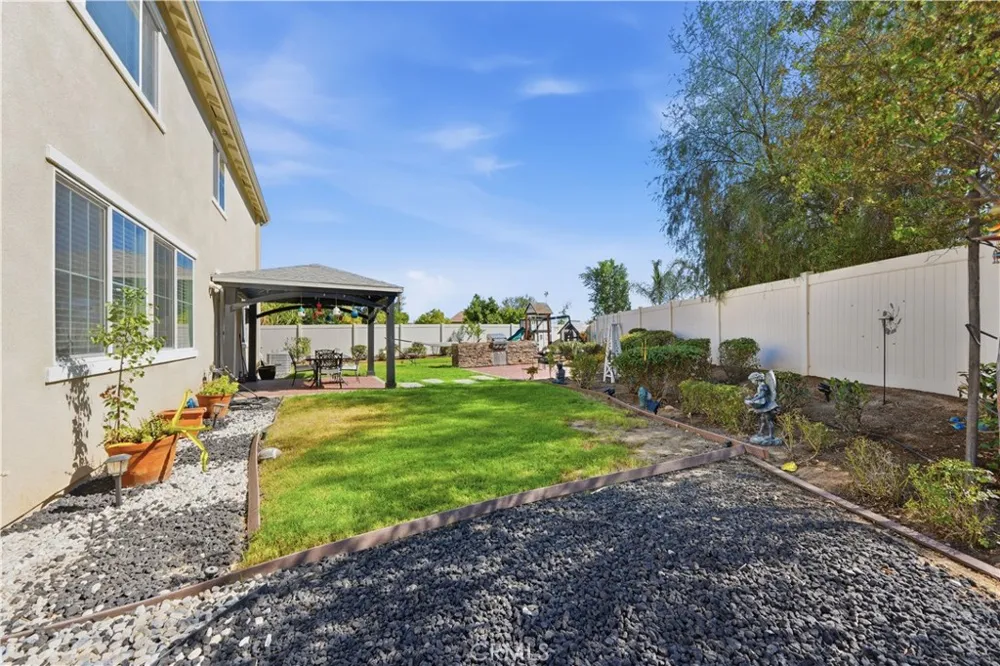 29081 Nectarine Menifee, CA 92584