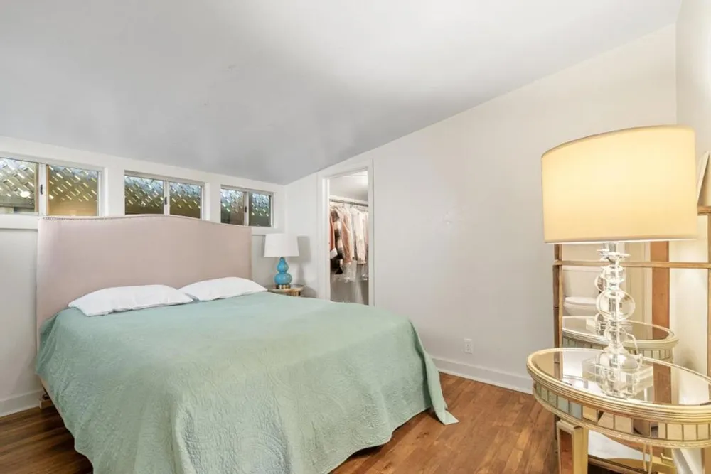 516 Capitola Avenue Capitola, CA 95010