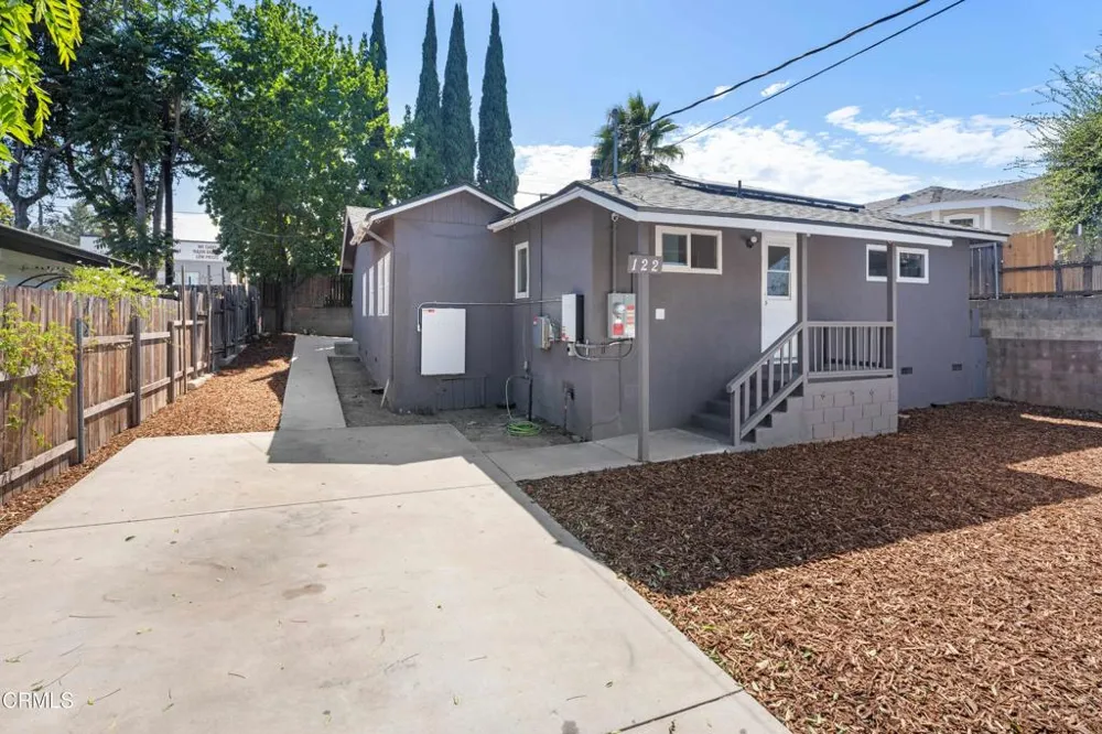 122 Bundren Street Oak View, CA 93022