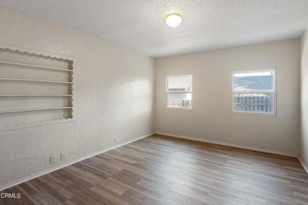 122 Bundren Street Oak View, CA 93022