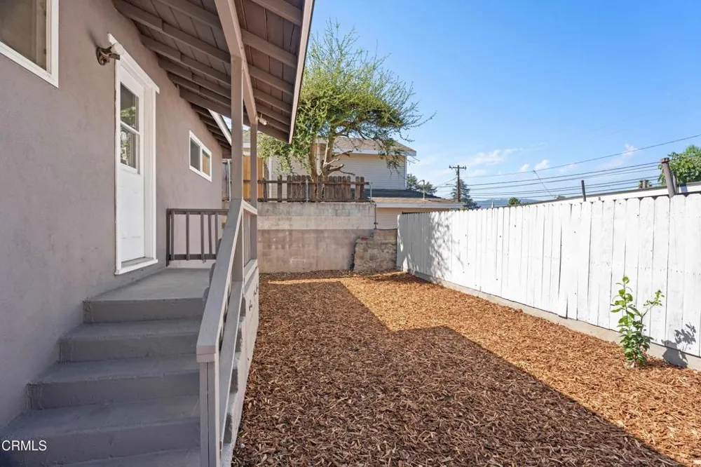 122 Bundren Street Oak View, CA 93022