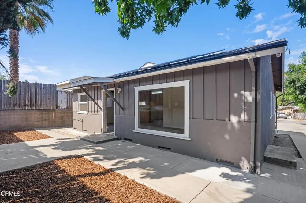 122 Bundren Street Oak View, CA 93022
