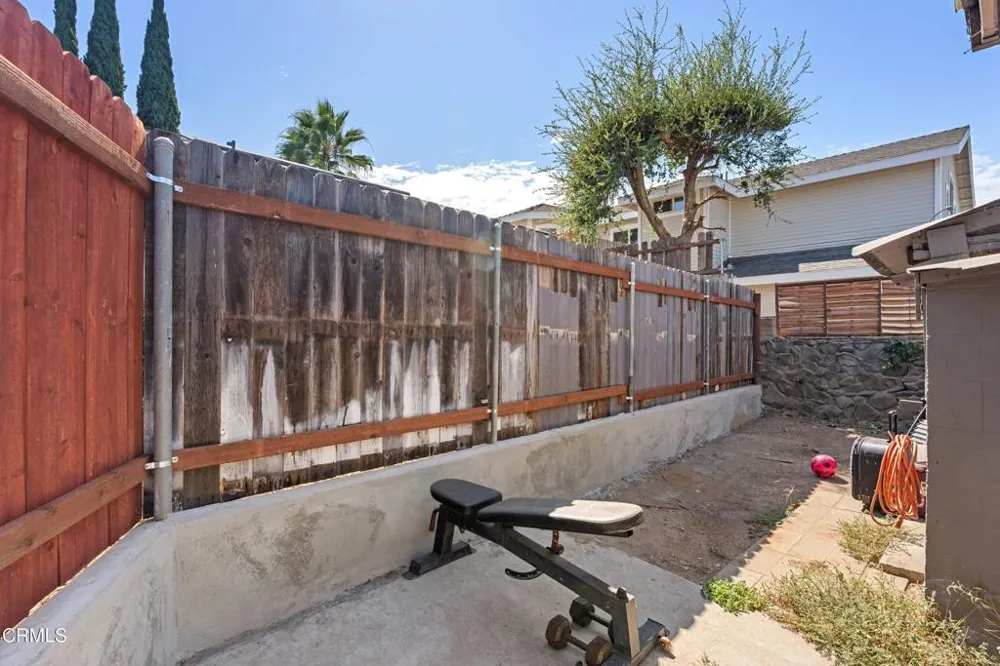 122 Bundren Street Oak View, CA 93022