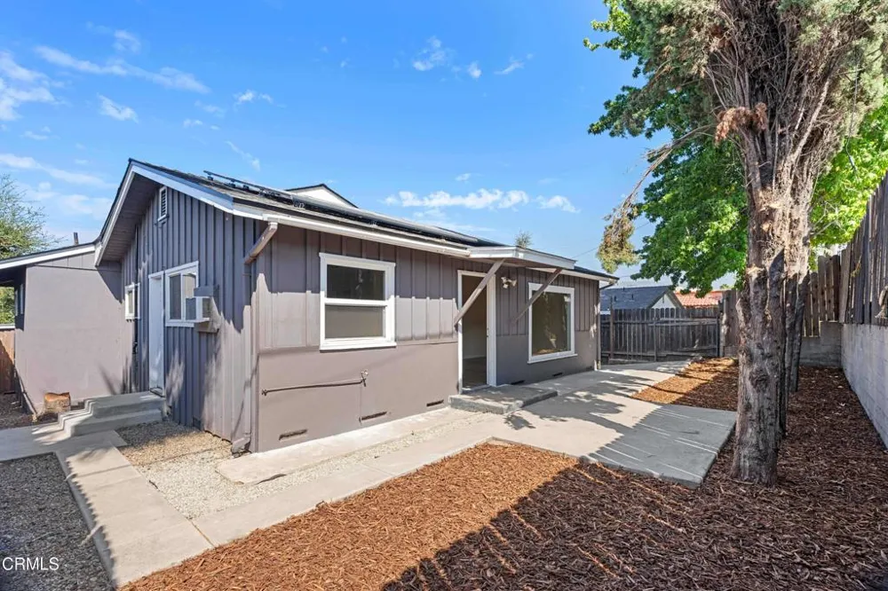 122 Bundren Street Oak View, CA 93022