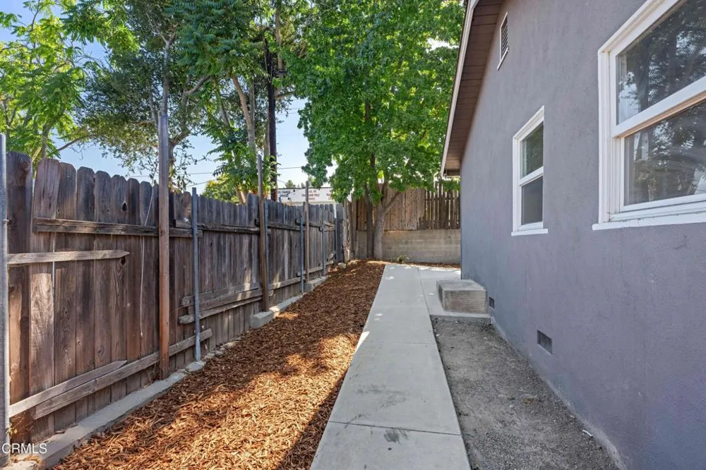 122 Bundren Street Oak View, CA 93022