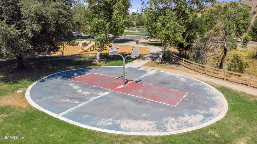 5631 Foothill Drive Agoura Hills, CA 91301
