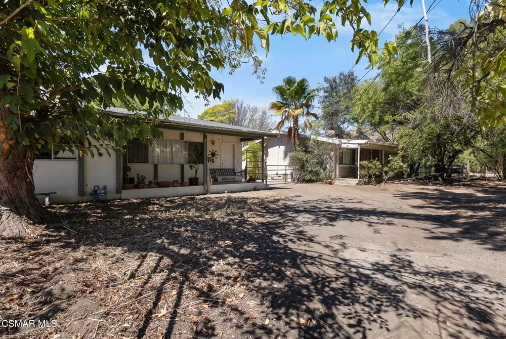 5631 Foothill Drive Agoura Hills, CA 91301