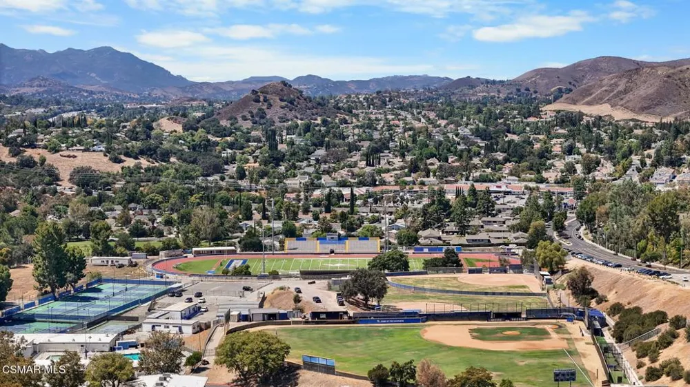 5631 Foothill Drive Agoura Hills, CA 91301