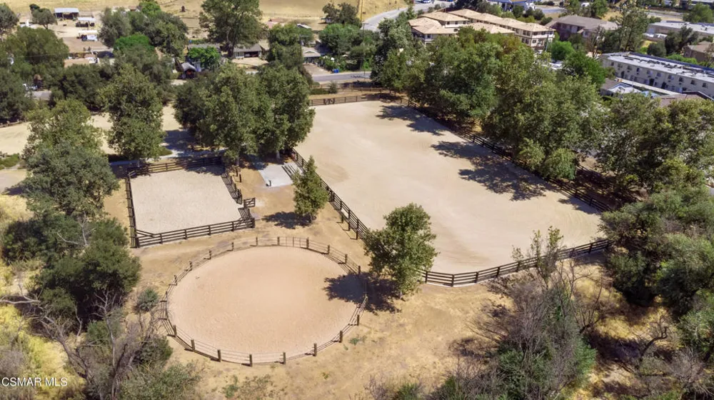 5631 Foothill Drive Agoura Hills, CA 91301