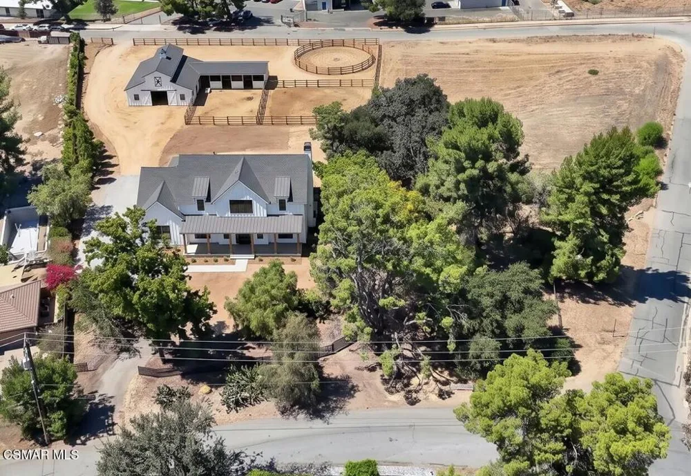 5631 Foothill Drive Agoura Hills, CA 91301