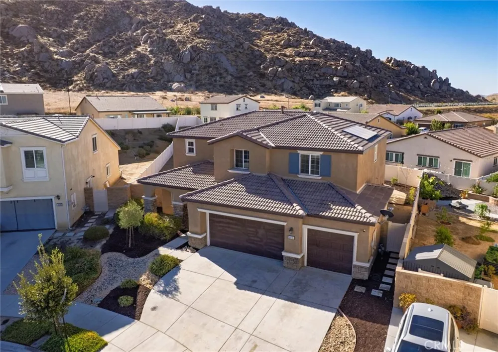 30191 Sierra Ridge Menifee, CA 92585