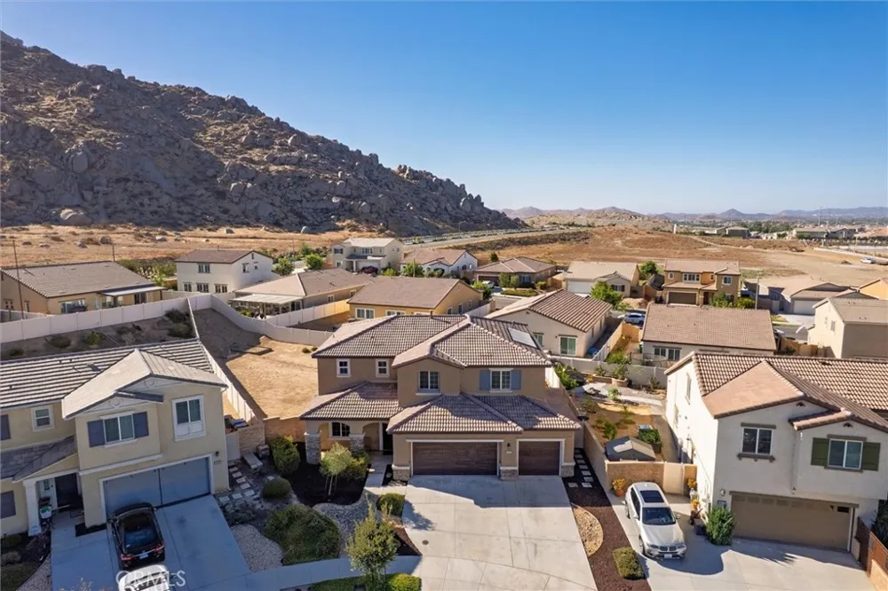 30191 Sierra Ridge Menifee, CA 92585