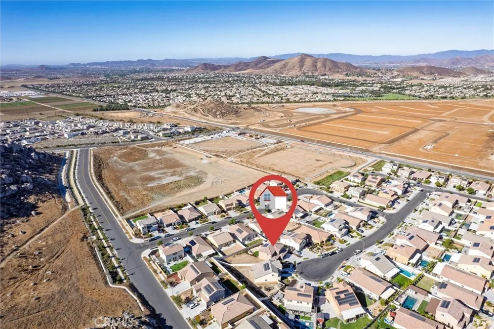 30191 Sierra Ridge Menifee, CA 92585