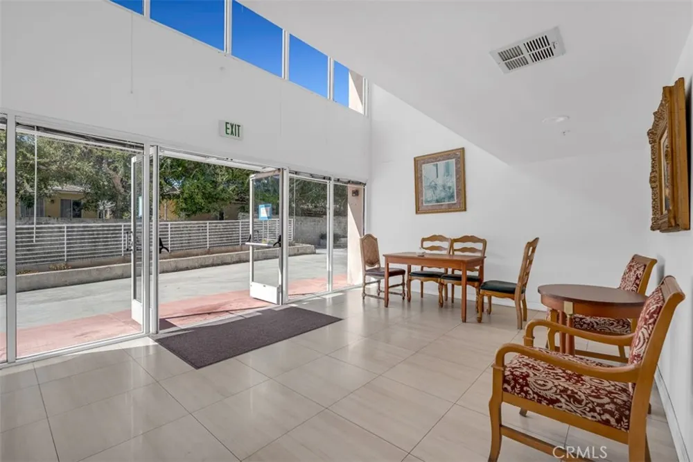 111 Marguerita Ave #106 Monterey Park, CA 91754
