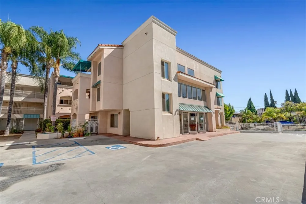 111 Marguerita Ave #106 Monterey Park, CA 91754