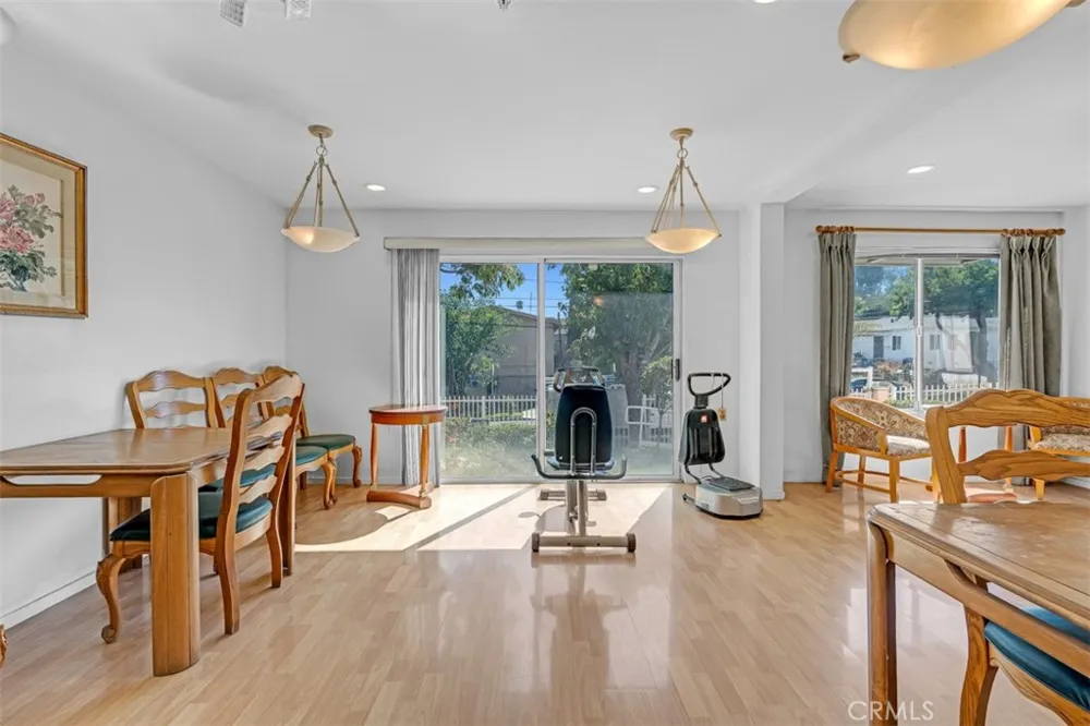 111 Marguerita Ave #106 Monterey Park, CA 91754