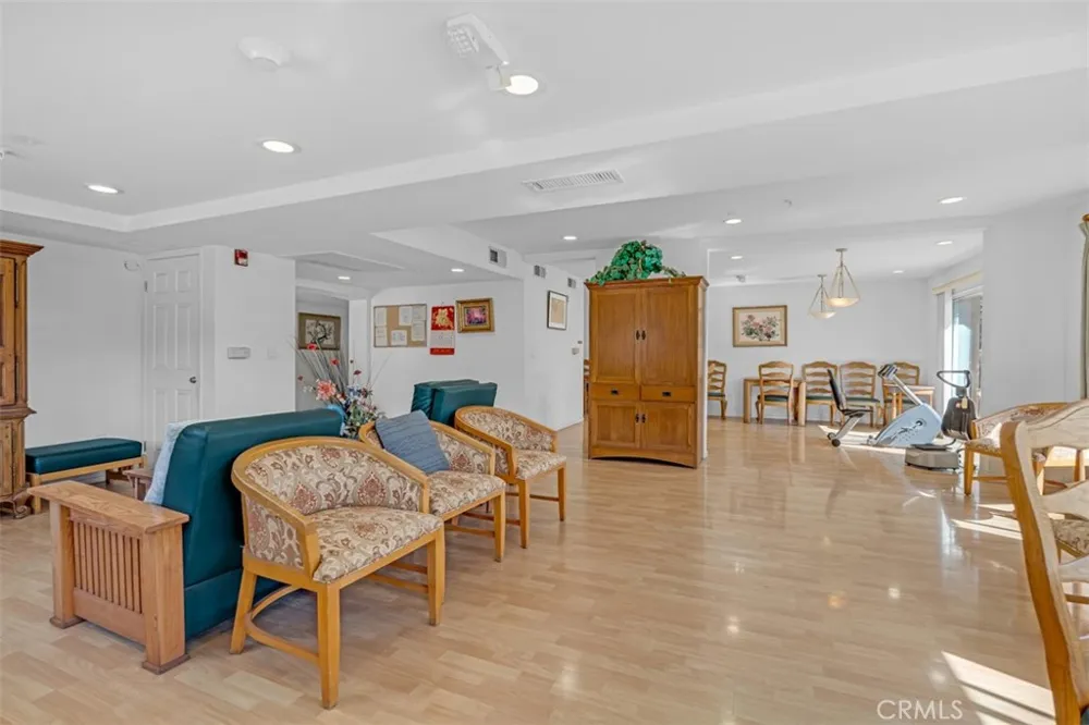 111 Marguerita Ave #106 Monterey Park, CA 91754