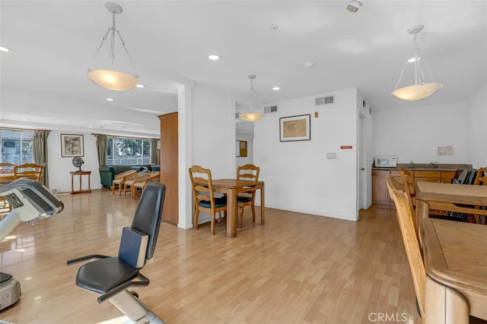 111 Marguerita Ave #106 Monterey Park, CA 91754