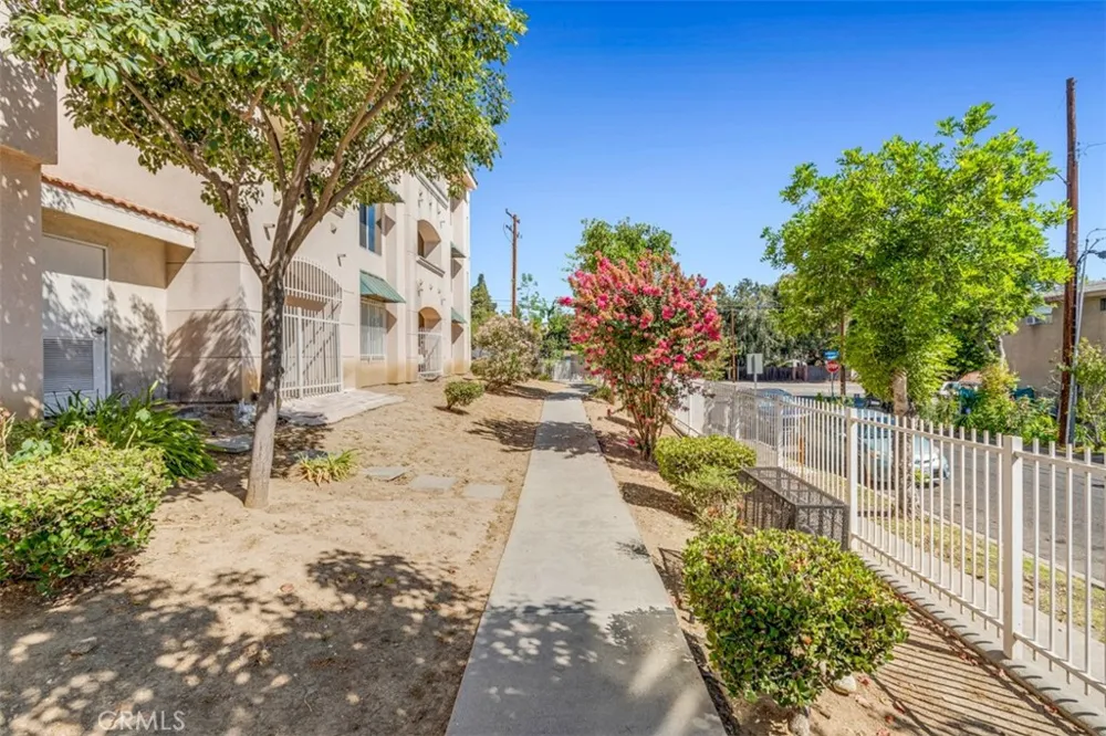111 Marguerita Ave #106 Monterey Park, CA 91754