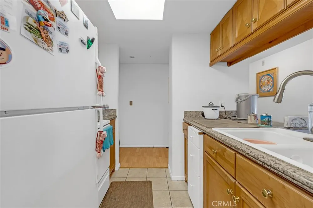 111 Marguerita Ave #106 Monterey Park, CA 91754
