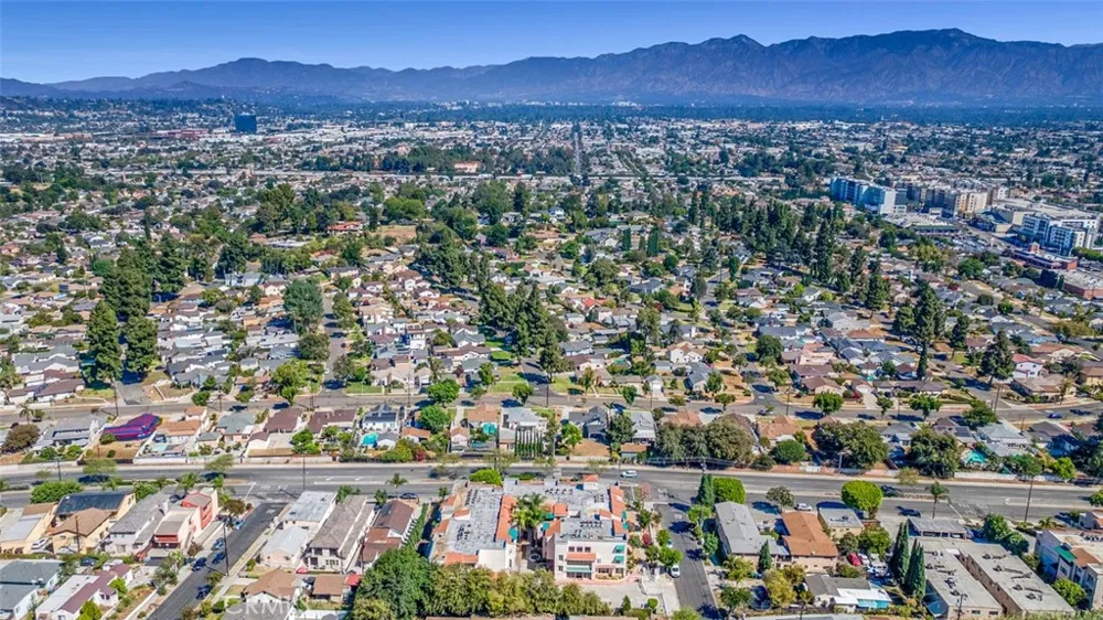 111 Marguerita Ave #106 Monterey Park, CA 91754