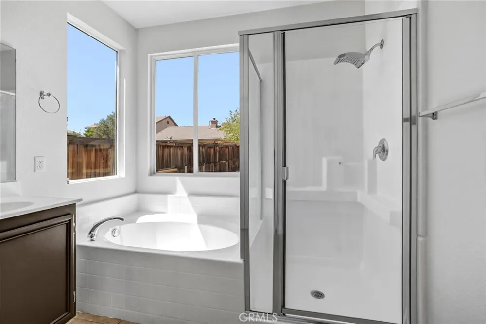 13584 Kitty Hawk Victorville, CA 92392