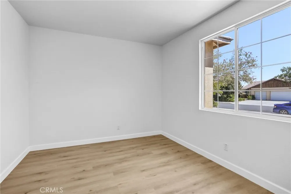 13584 Kitty Hawk Victorville, CA 92392