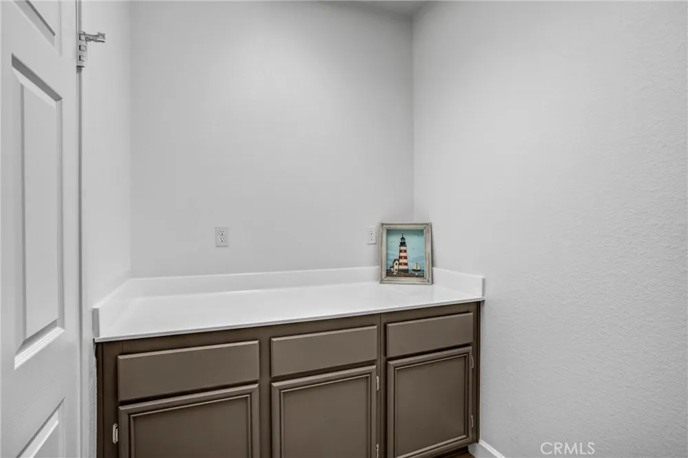 13584 Kitty Hawk Victorville, CA 92392